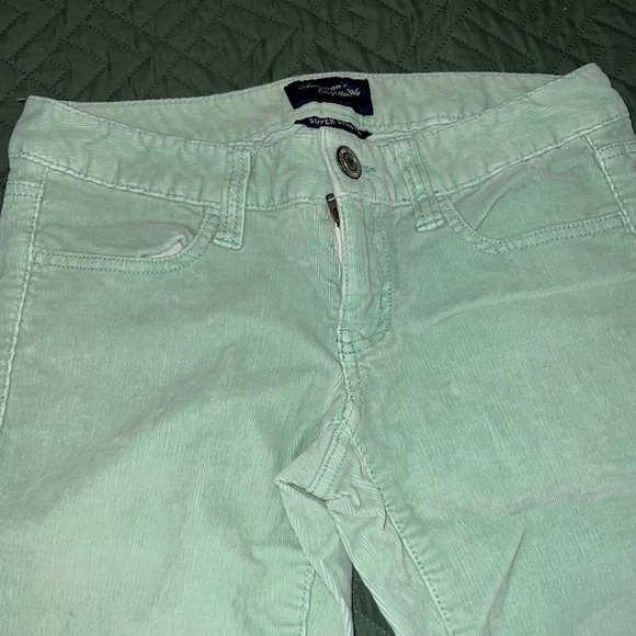 American Eagle Outfitters Denim - American eagle size 0 light green corduroy jegging